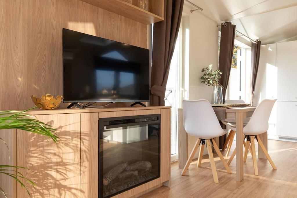 Gemuetliches, Voll Ausgestattes Tiny House Apartment Vilseck Luaran gambar